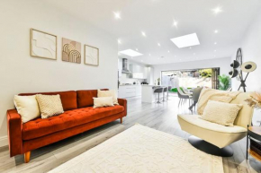 House with Garden Next Wembley Stadium Free Parking